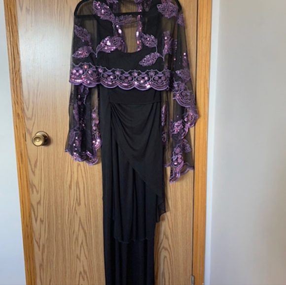 Black Tank, drapery, jumpsuit with free sequence shear shawl black. - Picture 6 of 7